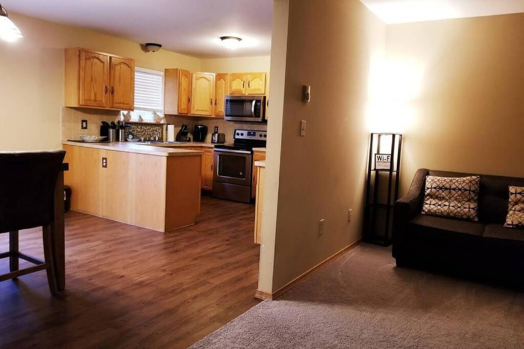*Amenity-Filled Waterfront Oasis @Saw Creek Estates Near Waterfalls And Hiking* East Stroudsburg Kültér fotó