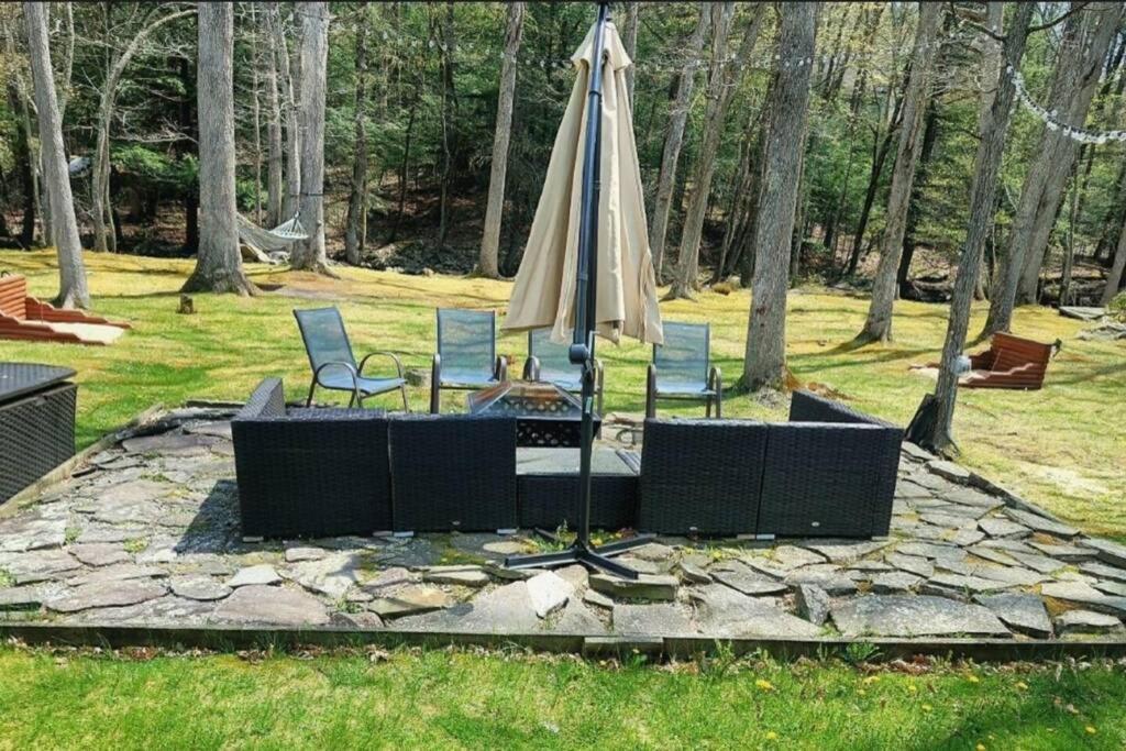 *Amenity-Filled Waterfront Oasis @Saw Creek Estates Near Waterfalls And Hiking* East Stroudsburg Kültér fotó