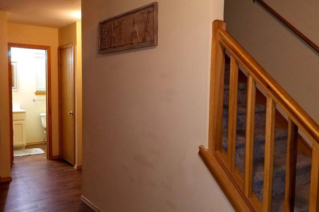 *Amenity-Filled Waterfront Oasis @Saw Creek Estates Near Waterfalls And Hiking* East Stroudsburg Kültér fotó
